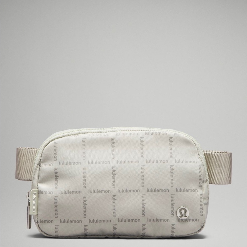 🆕 LULULEMON Everywhere Belt Bag 1L - NWT